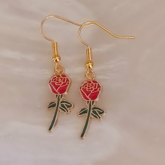 Beautiful Red Rose Oil Painted Handmade Earrings - Picture 2 of 3